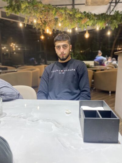  ,   Hakim, 26 ,   ,   