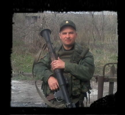  ,   Denis, 41 ,   ,   , c 