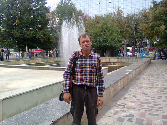  ,   Eugen, 54 ,   