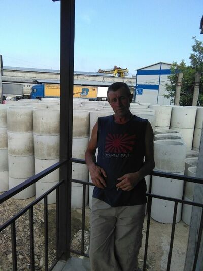  ,   Nicolai, 56 ,  