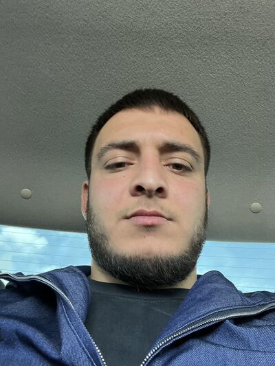  ,   Umar, 25 ,   ,   