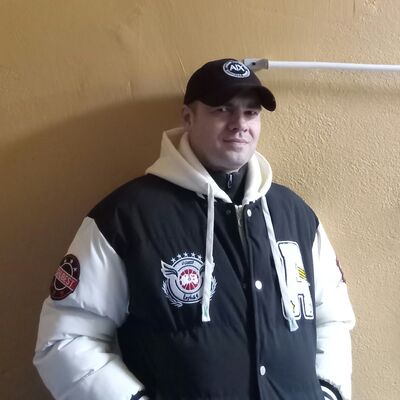  ,   Maks, 48 ,     , c 