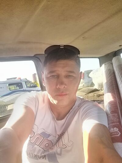  ,   Ruslan, 41 ,   ,   , c , 