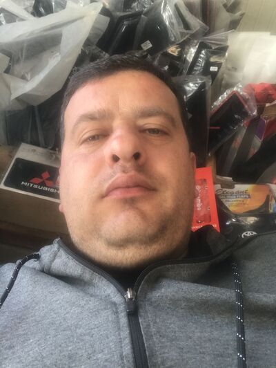  ,   Sam, 25 ,   ,   