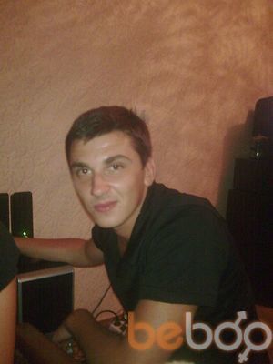  ,   David, 40 ,   