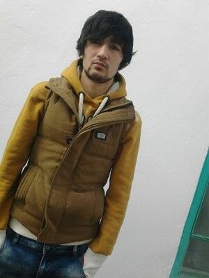  ,   Dima, 32 ,   