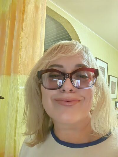  ,   Elena, 55 ,     , c 