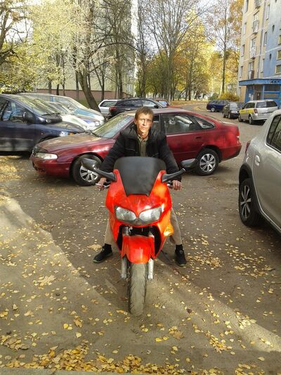  ,   Vitalij, 40 ,   