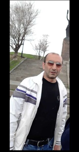  ,   Arman, 48 ,     , c 