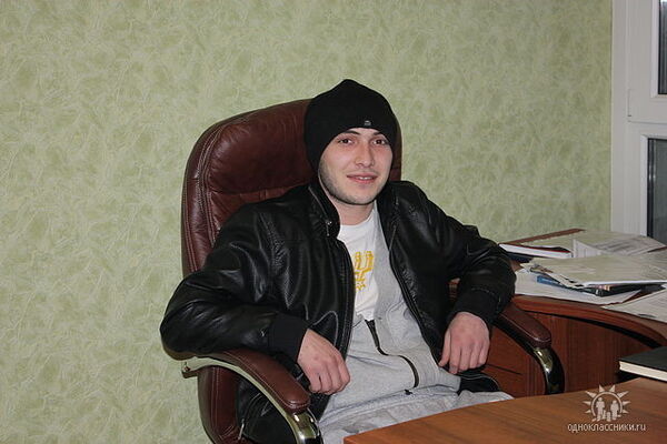  ,   Alen, 38 ,   
