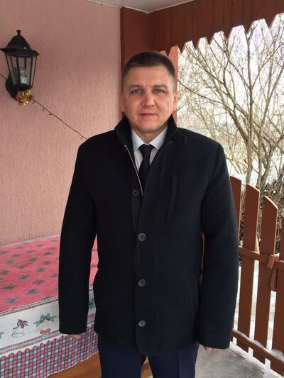  ,   Nikola, 52 ,   ,   , c 
