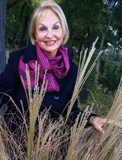  ,   Larisa, 71 ,   ,   , c 