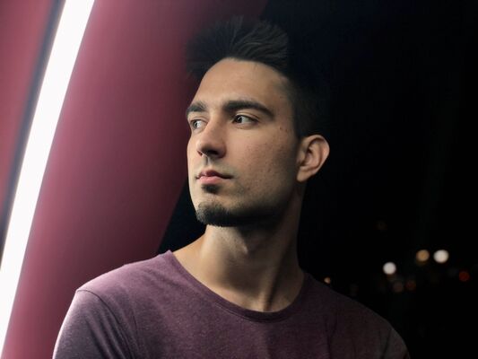  ,   Vitalii, 30 ,   ,   , c 