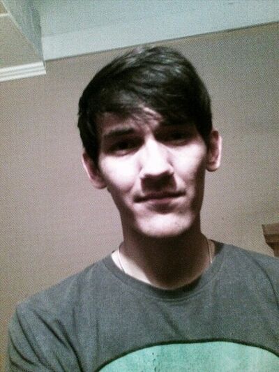  ,   Mike VV, 33 ,   ,   , c 