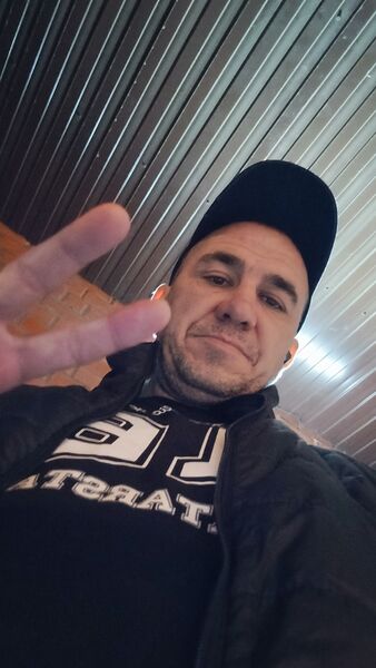  ,   Rustem, 40 ,   ,   