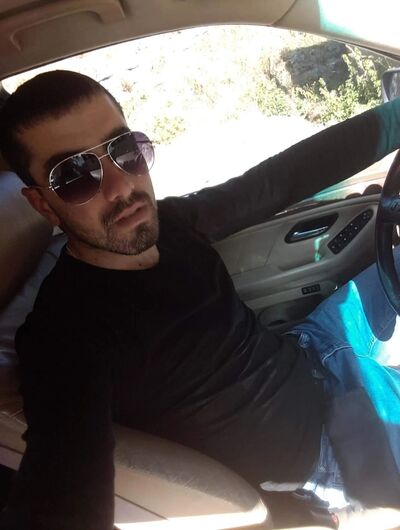  ,   Sam, 32 ,   ,   