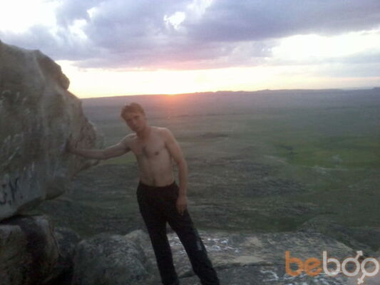 ,   Viktor, 37 ,   ,   , c 