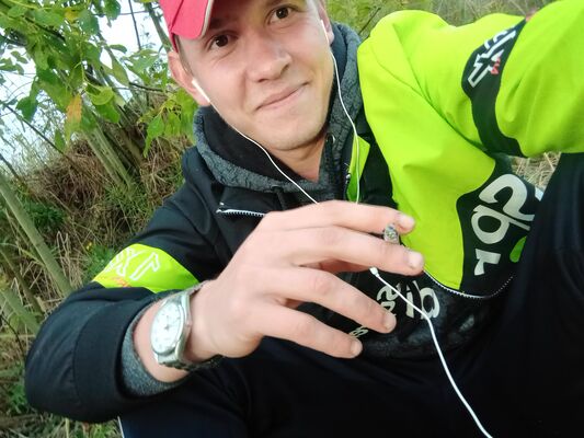  ,   Yury, 27 ,   ,   , c , 