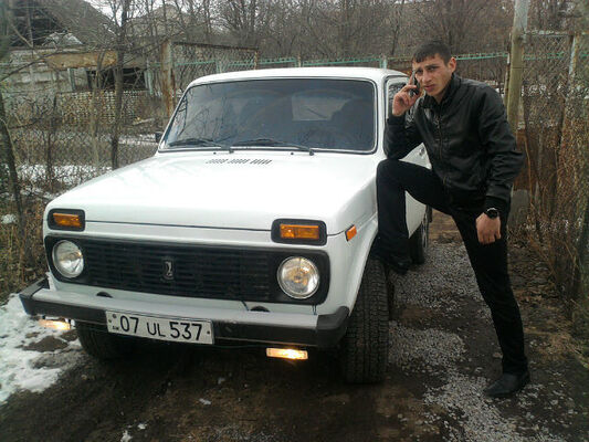  ,   Hovo, 30 ,   ,   , c 