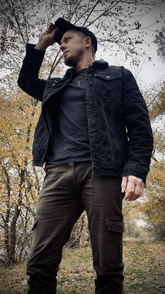  ,   Slavyanin, 37 ,   ,   , c , 