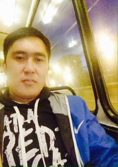  ,   Maksbek, 35 ,   ,   , c 