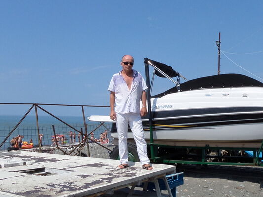  ,   Oleg, 46 ,   