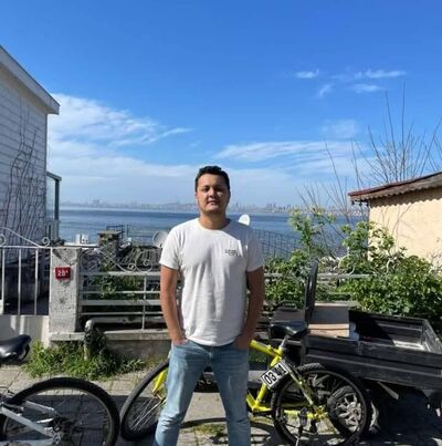  ,   Ali, 37 ,   ,   