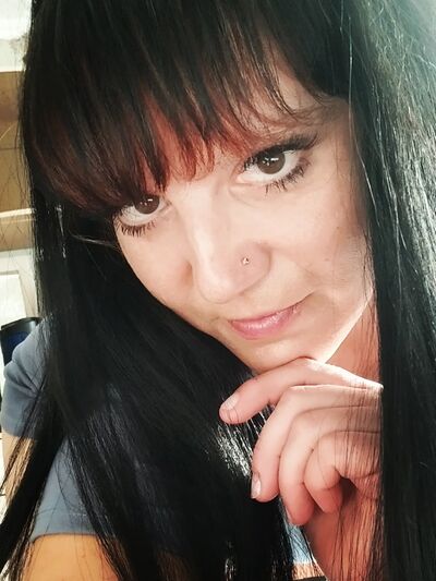  ,   Lana, 40 ,   ,   , c , 