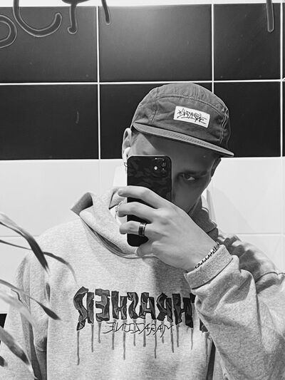  ,   Tim, 24 ,   ,   