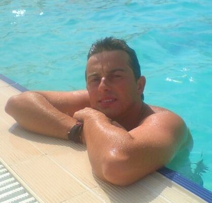  ,   Alex, 44 ,   ,   