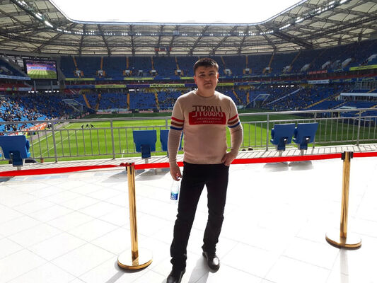  --,   Zoir, 37 ,     