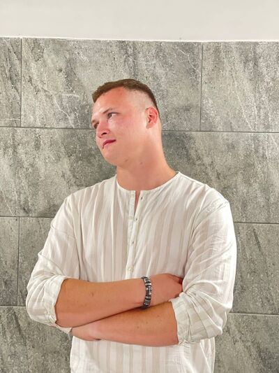  -,   Pavel, 26 ,   ,   