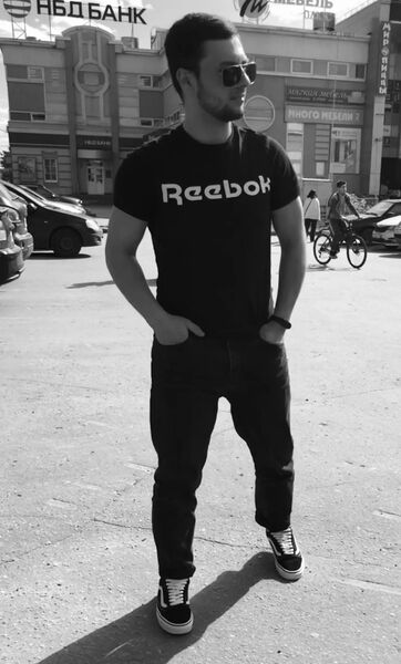  ,   Eddie, 27 ,   ,   