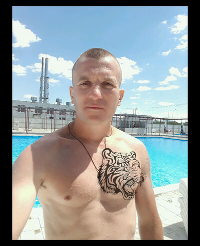  ,   Sergiu, 33 ,   ,   , c 
