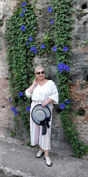  ,   Lada, 55 ,   
