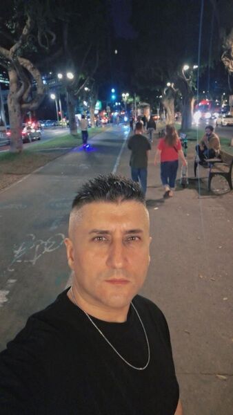  ,   Alberto, 37 ,   ,   