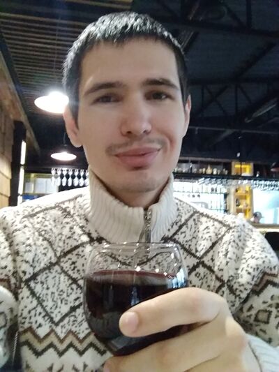  ,   Anton, 32 ,   ,   , c 