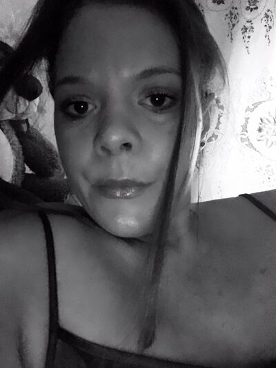  -,   Viki, 36 ,   ,   , c 