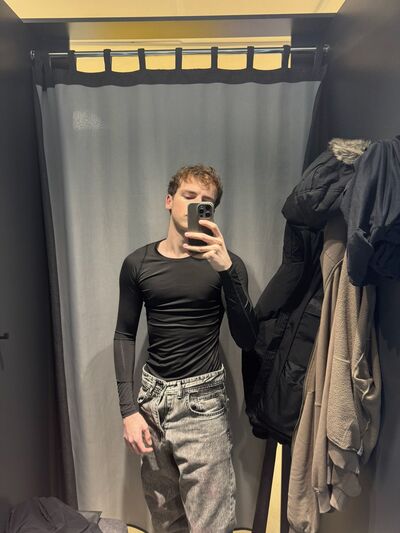  ,   Jakone, 31 ,   ,   