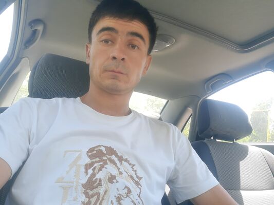  ,   Nurik, 32 ,     , c 