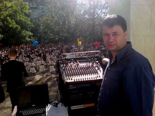 ,   Igor, 49 ,   ,   , c 
