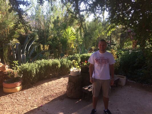  ,   Michal, 41 ,     , c 