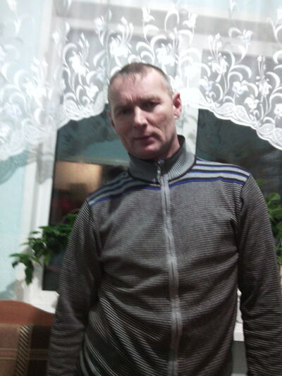  ,   Oleg, 52 ,  