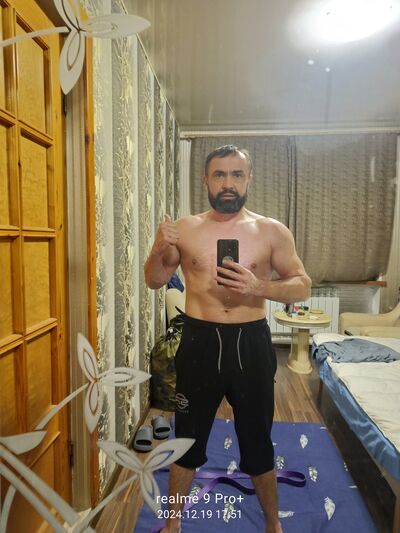  ,   Amans, 40 ,   ,   