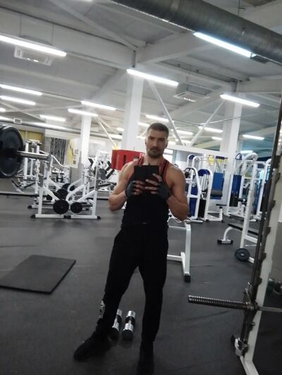  ,   Alexander, 40 ,   c 