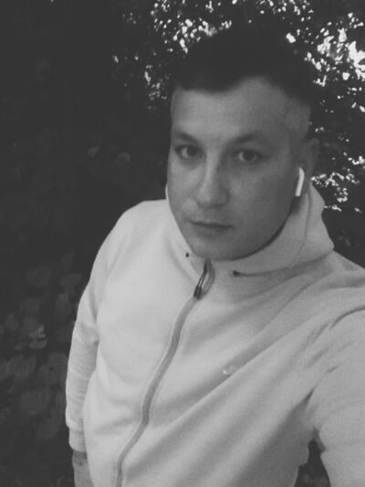  ,   Miki, 41 ,   ,   