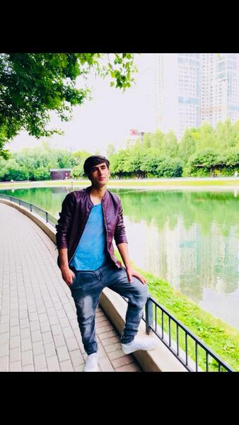  Newport Pagnell,   , 26 ,   ,   