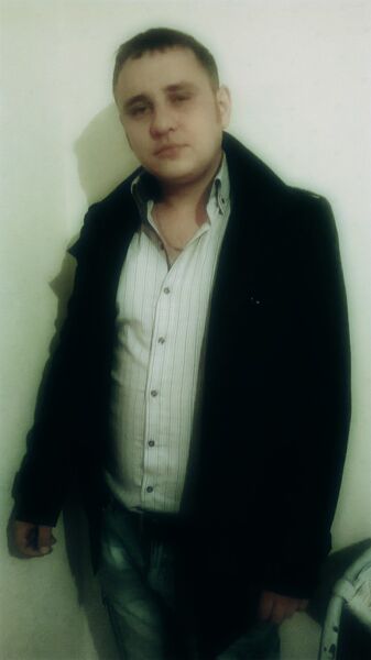  ,   Aleks, 36 ,   