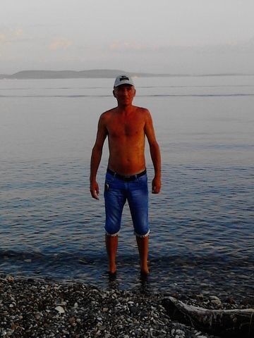  ,   Marat, 48 ,   