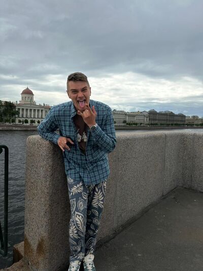  ,   Andrew, 22 ,   ,   